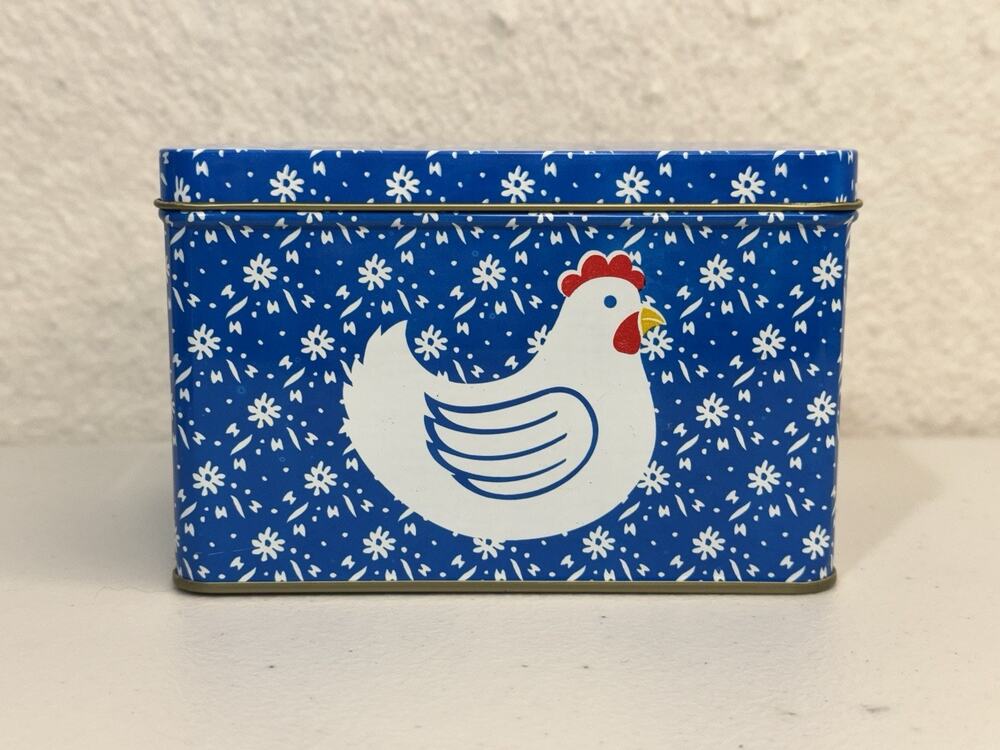 Blue & White Country Calico Chicken Tin Recipe Box Folk-Art Hen Farm Animal VTG